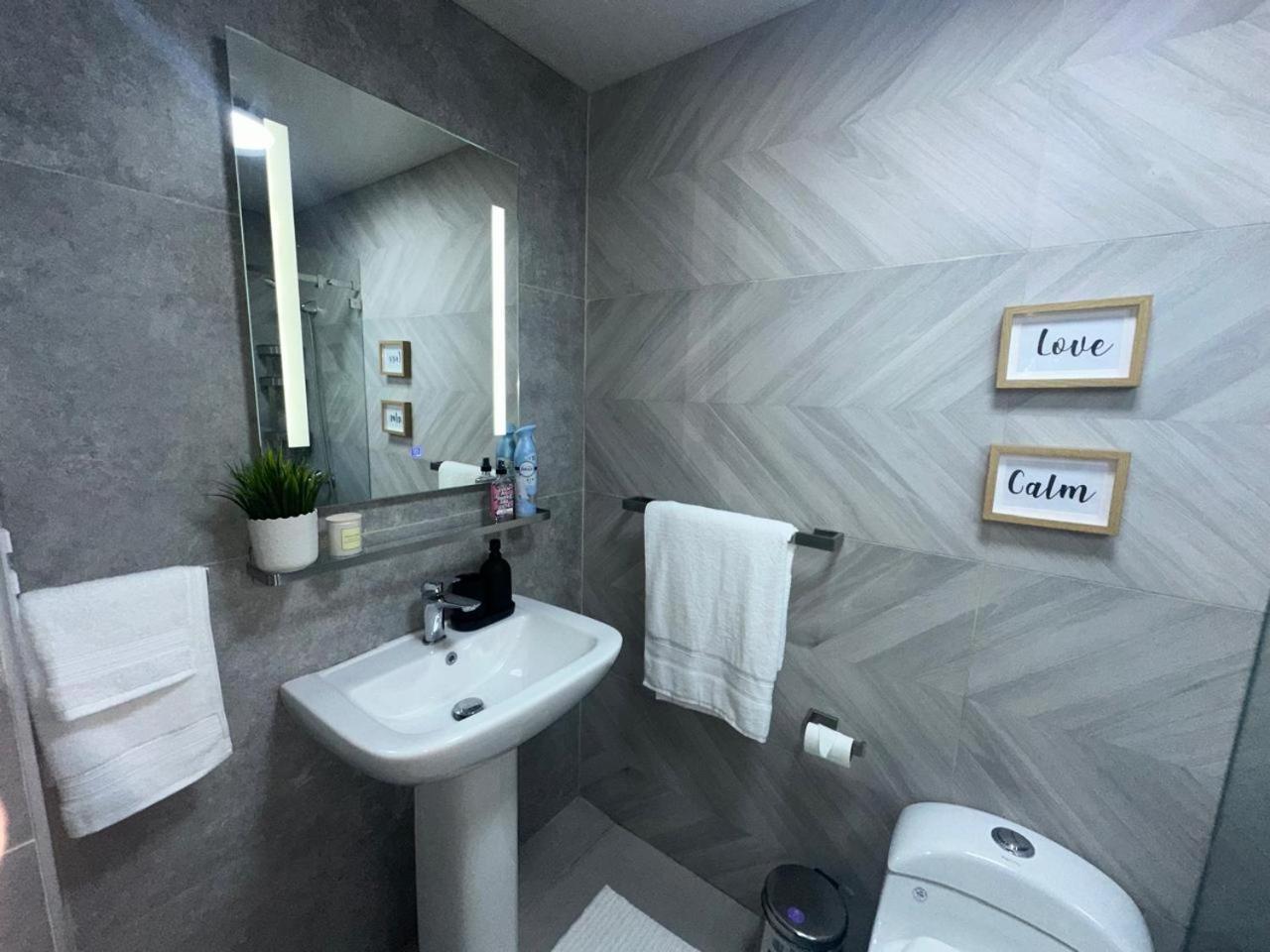 Luxury 2 Bedroom Apt, 1 Min Walk To Punta Popy Beach, Pool, Ac, Fast Wifi, In Las Terrenas Exterior foto